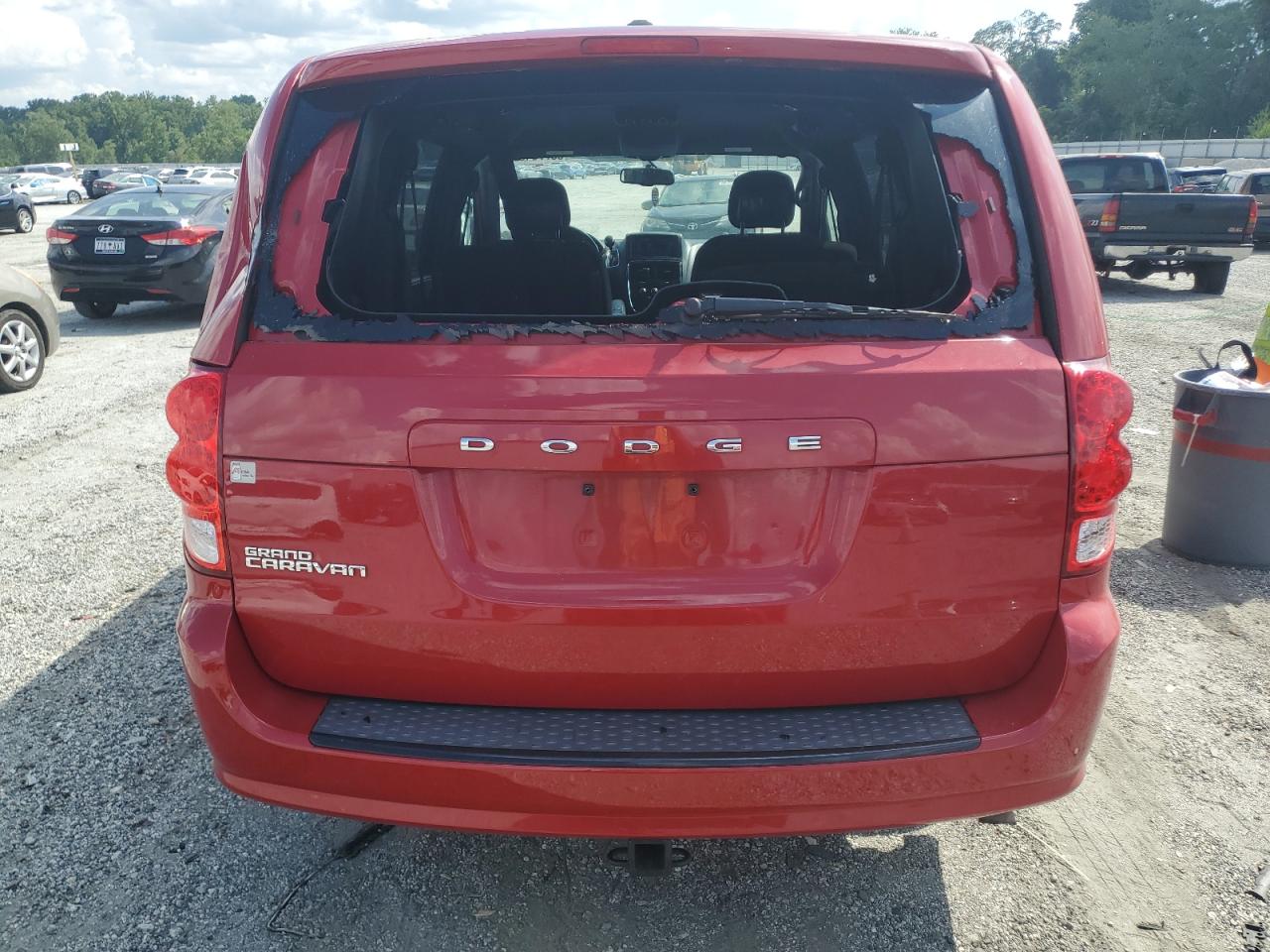 2015 Dodge Grand Caravan Se VIN: 2C4RDGBG4FR704621 Lot: 63776435