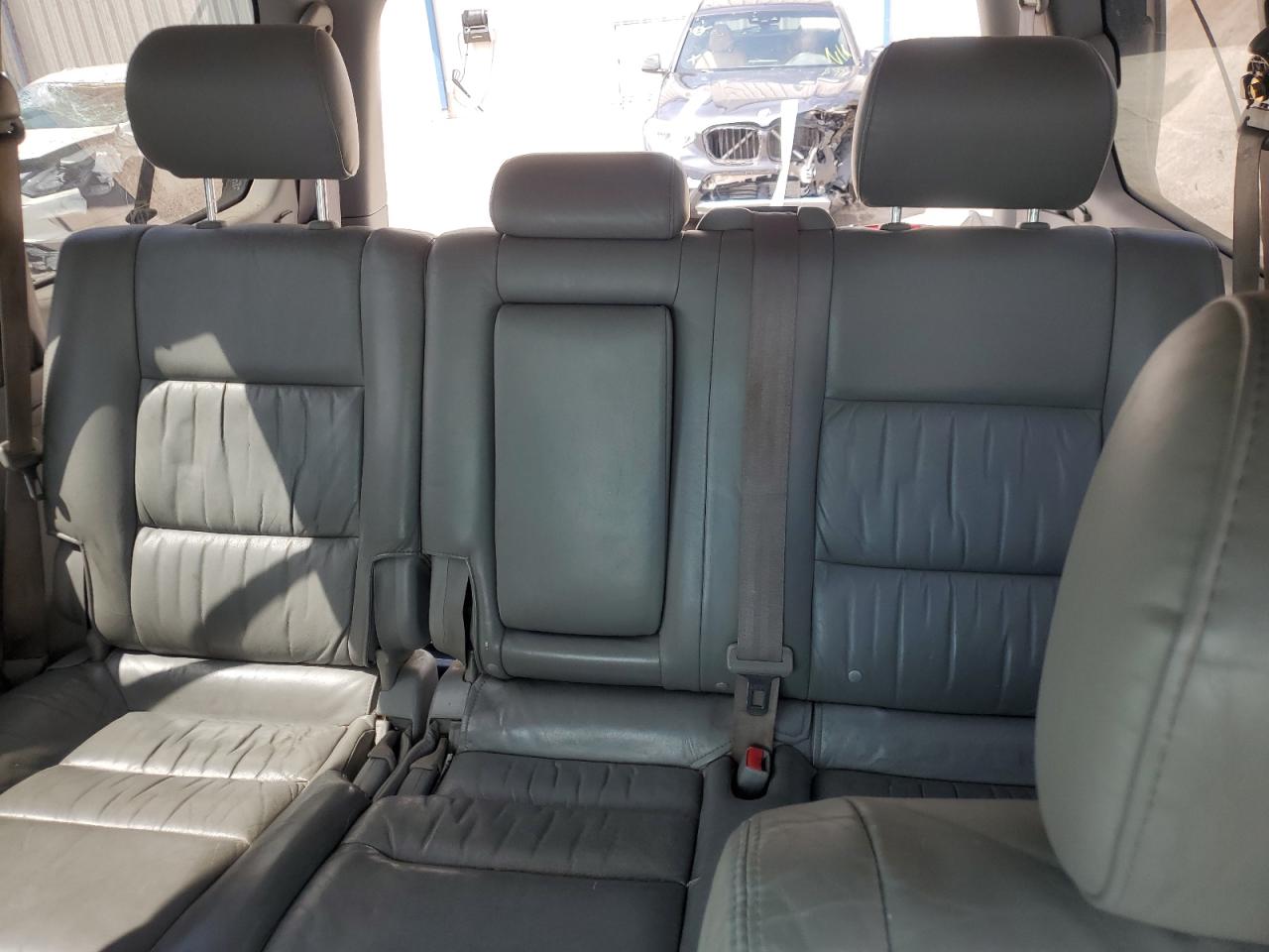 2005 Toyota Land Cruiser VIN: JTEHT05JX52069233 Lot: 63523745