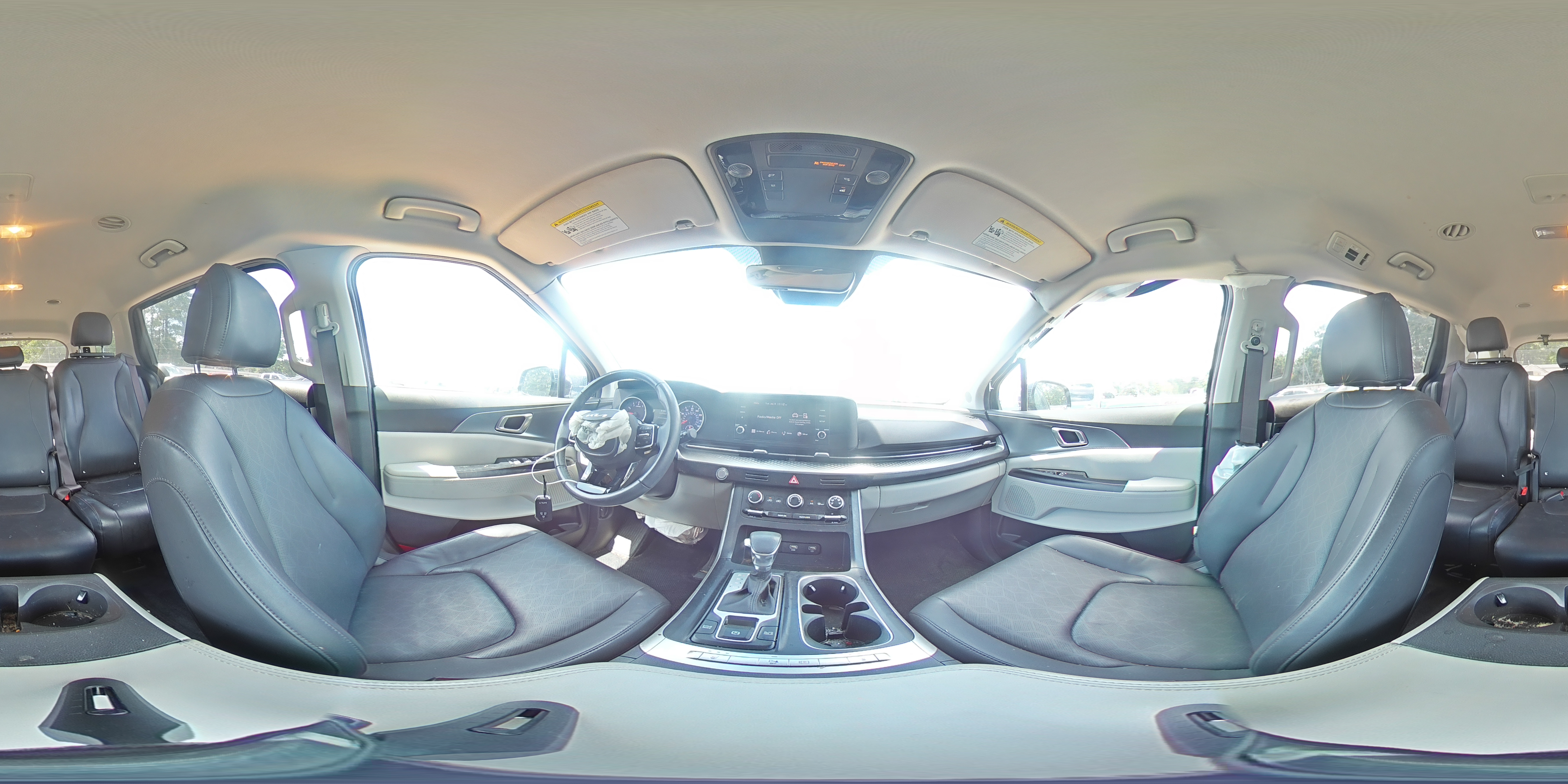 2023 Kia Carnival Lx VIN: KNDNB4H33P6260468 Lot: 63297565