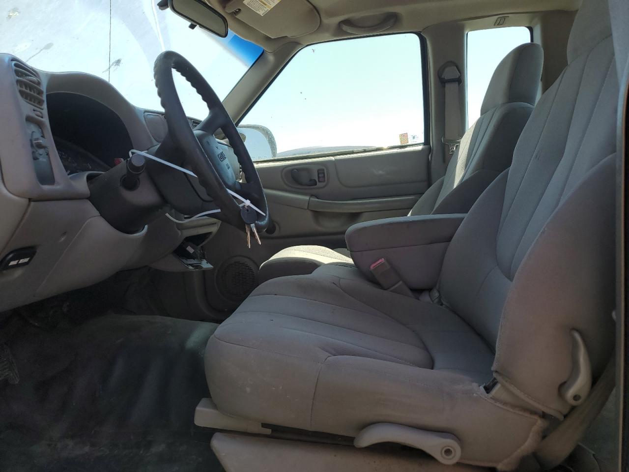 2003 GMC Sonoma VIN: 1GTCS19XX38142780 Lot: 65648825