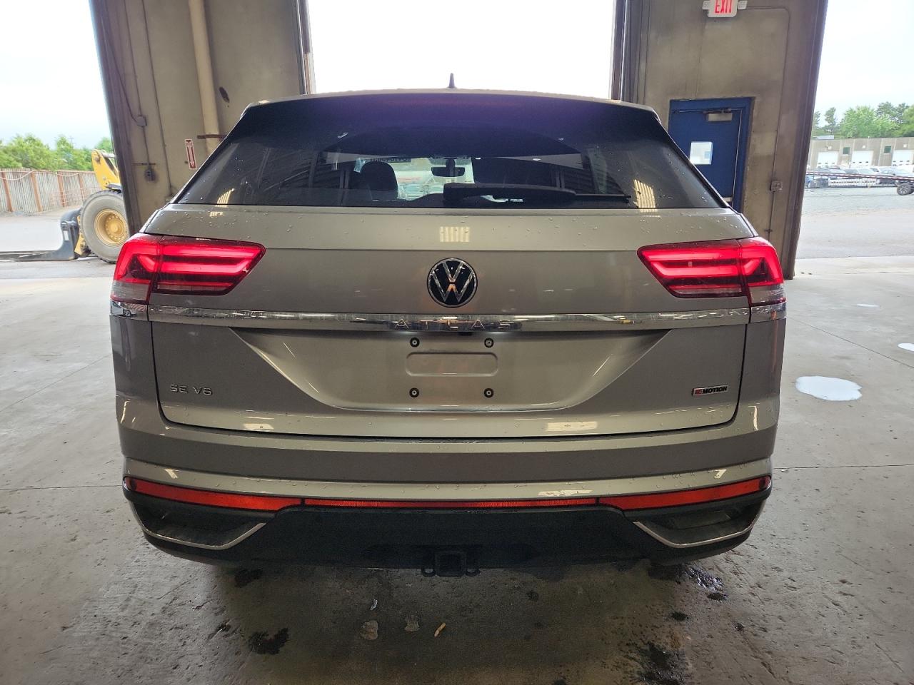 2021 Volkswagen Atlas Cross Sport Se VIN: 1V2KE2CA9MC232139 Lot: 64184365