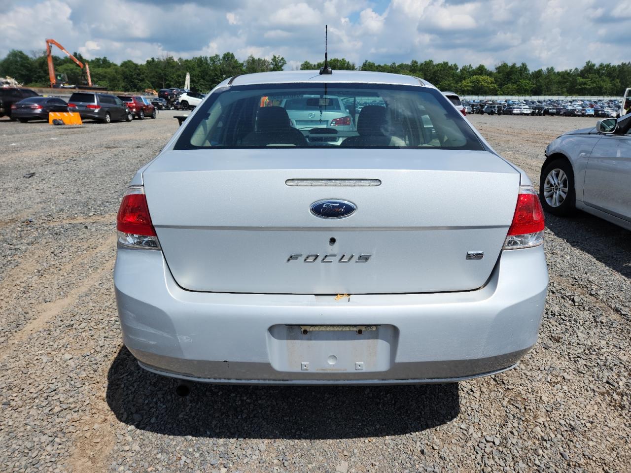 2008 Ford Focus Se VIN: 1FAHP35N98W300719 Lot: 64874185