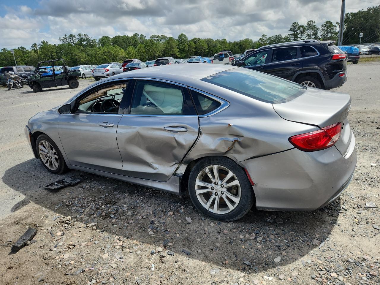 2015 Chrysler 200 Limited 1C3CCCAB6FN707786 photo #3
