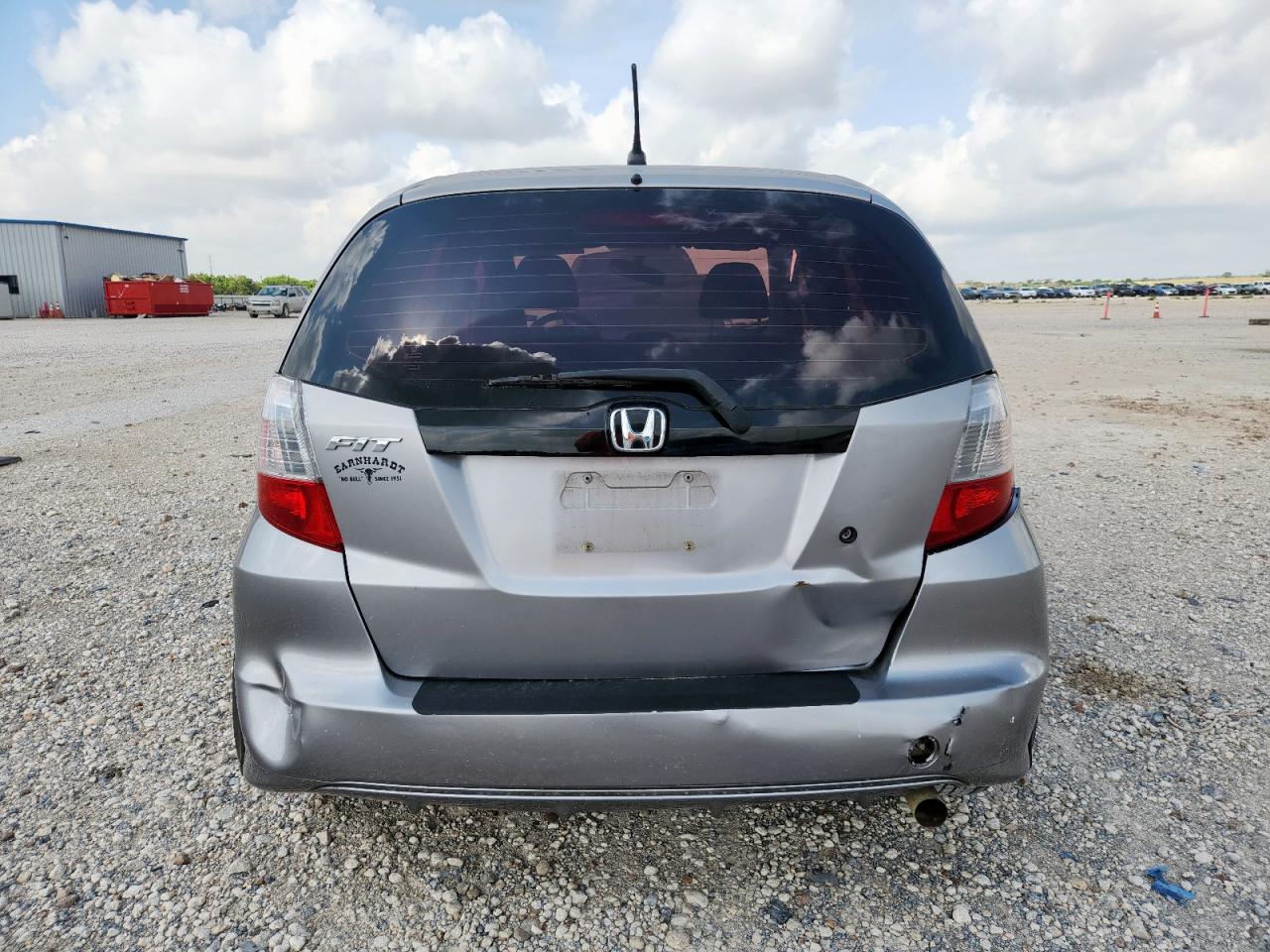 2009 Honda Fit VIN: JHMGE88269C005735 Lot: 64814085