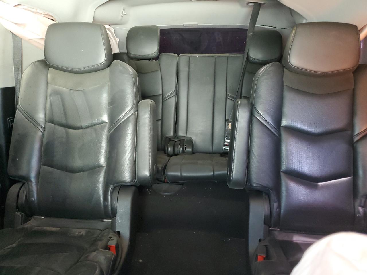 2018 Cadillac Escalade Esv Luxury VIN: 1GYS4HKJ8JR323611 Lot: 66126665