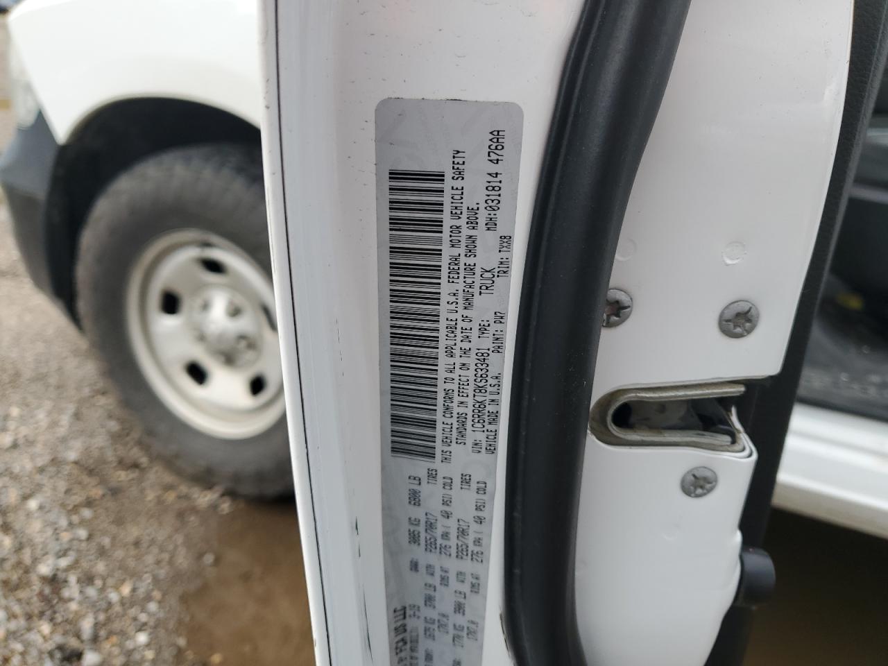 2019 Ram 1500 Classic Tradesman VIN: 1C6RR6KT8KS633481 Lot: 64276085