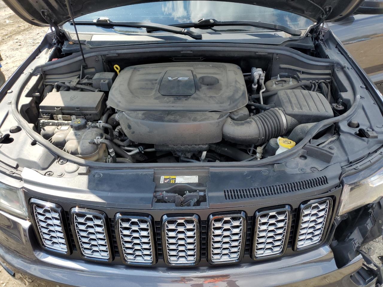 2018 Jeep Grand Cherokee Laredo VIN: 1C4RJFAG3JC319427 Lot: 64990775