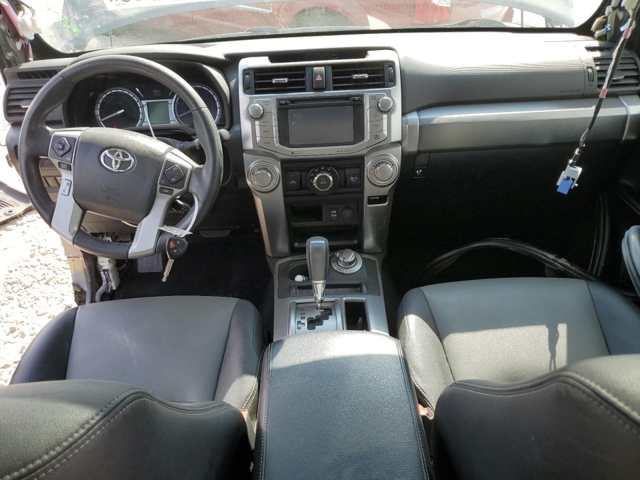 2018 Toyota 4Runner Sr5/Sr5 Premium VIN: JTEBU5JR2J5592489 Lot: 64777235