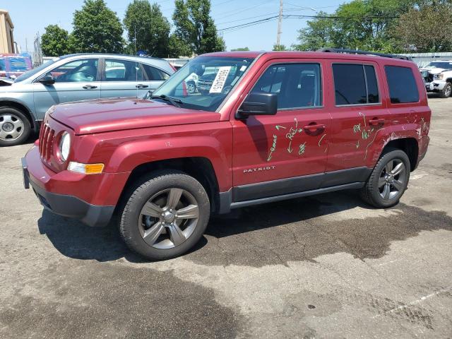  JEEP PATRIOT 2015 Czerwony