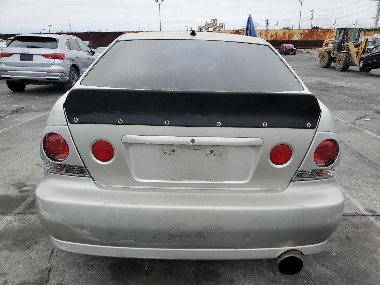 2004 Lexus Is 300 VIN: JTHBD192640082411 Lot: 65080785