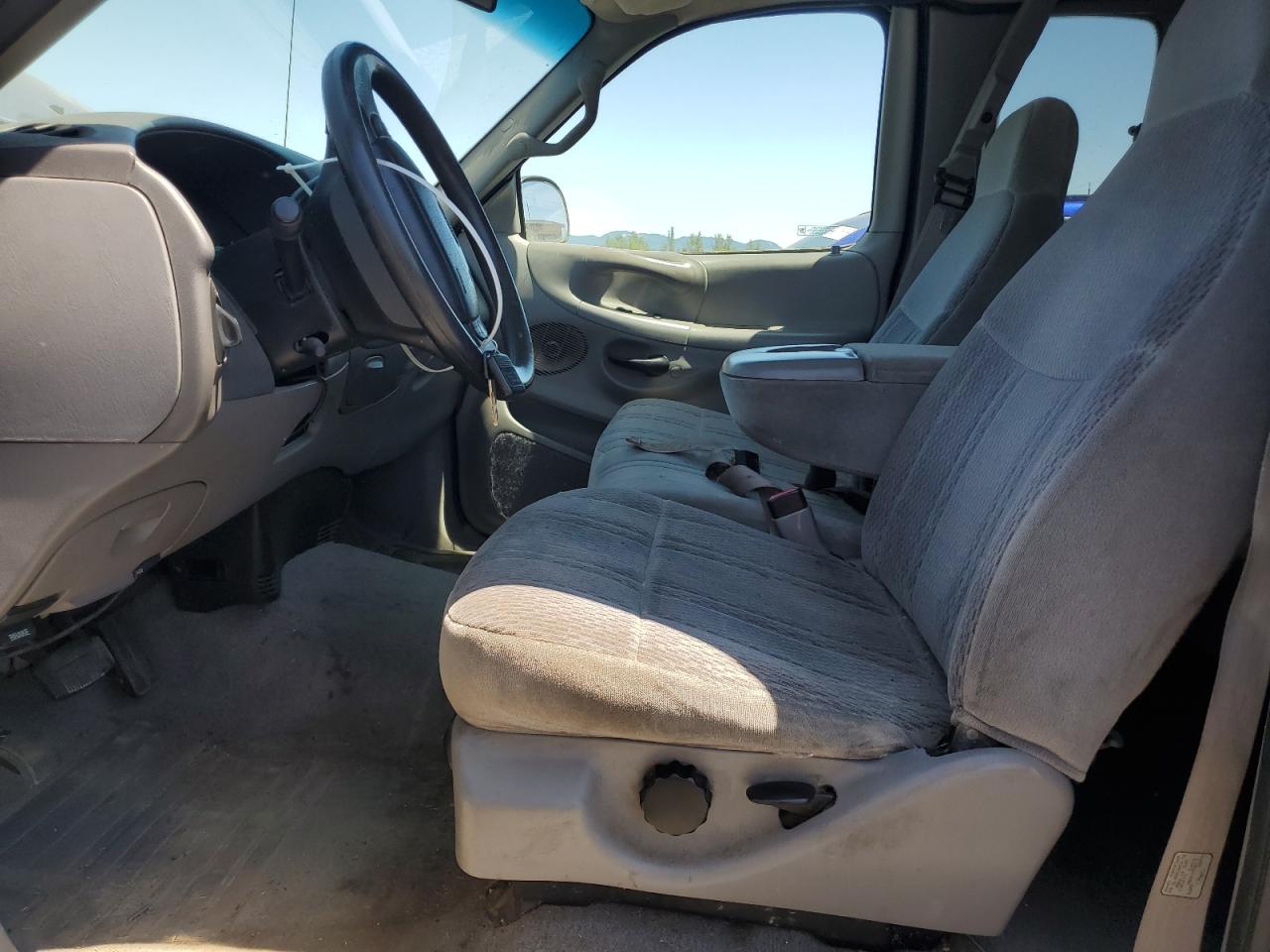 1998 Ford F150 VIN: 2FTZX18WXWCA64095 Lot: 63794135