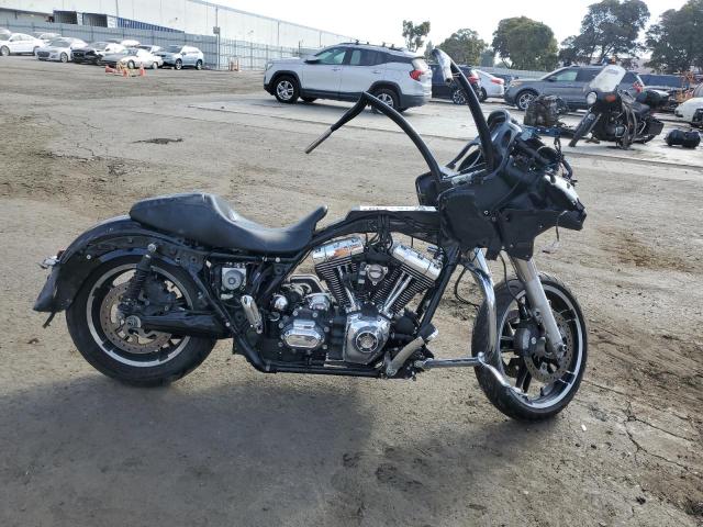  HARLEY-DAVIDSON FL 2016 Чорний