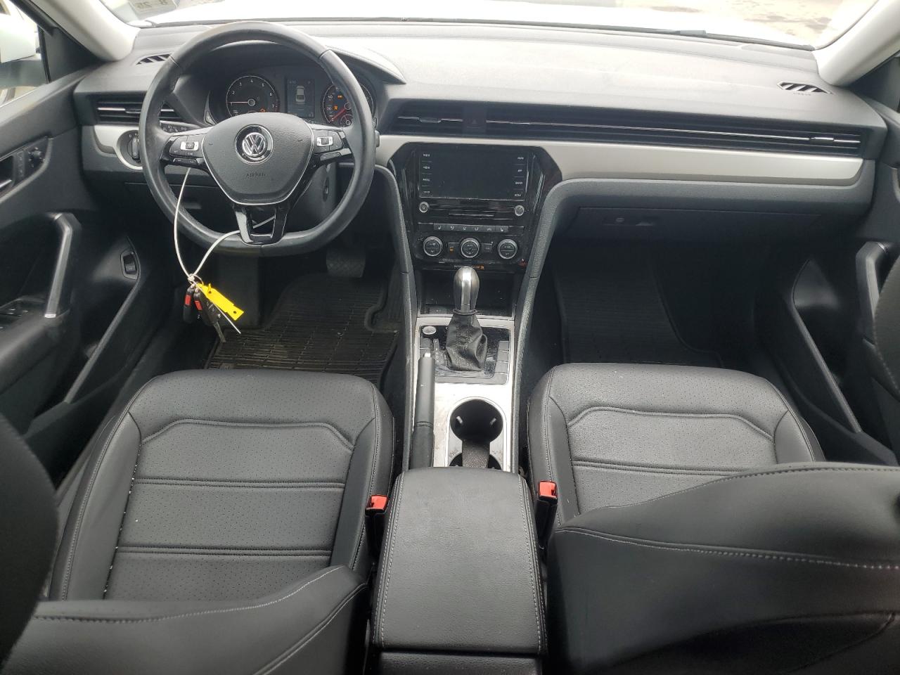 2020 Volkswagen Passat Se VIN: 1VWSA7A32LC008043 Lot: 64264075