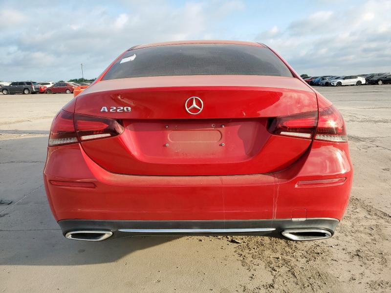  MERCEDES-BENZ A-CLASS 2020 Czerwony