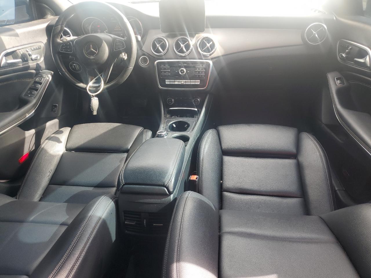 wddsj4gb7jn647574 WDDSJ4GB7JN647574 2018 Mercedes-Benz Cla 250 4Matic