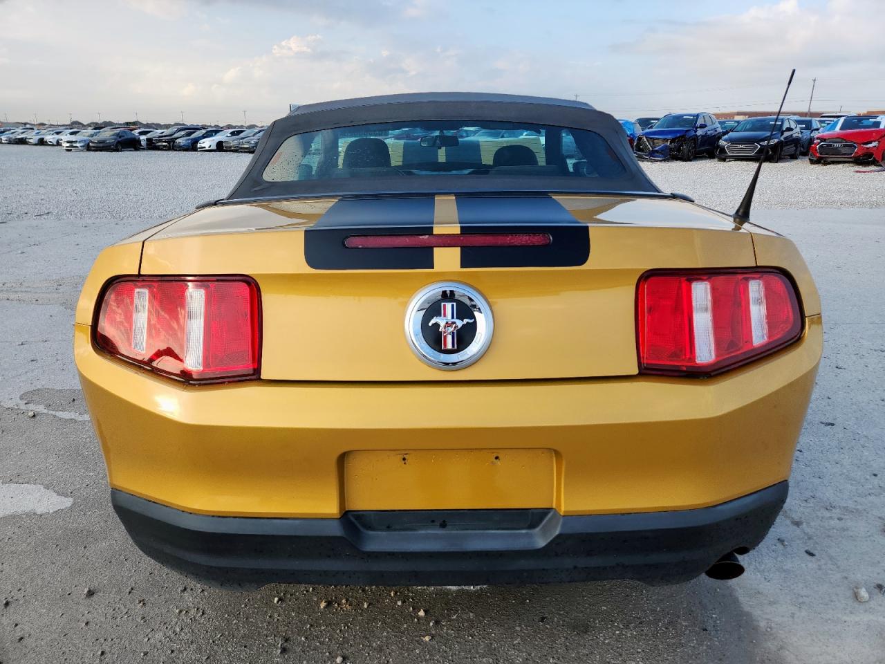 2010 Ford Mustang VIN: 1ZVBP8EN2A5168389 Lot: 63566625