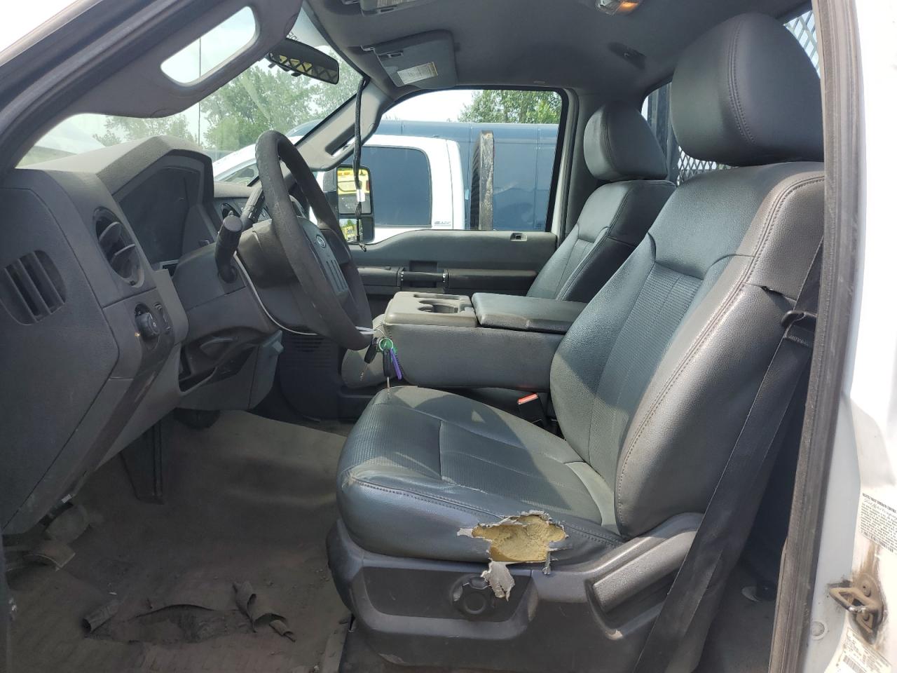 2016 Ford F550 Super Duty VIN: 1FDUF5GT9GEA67640 Lot: 63603515