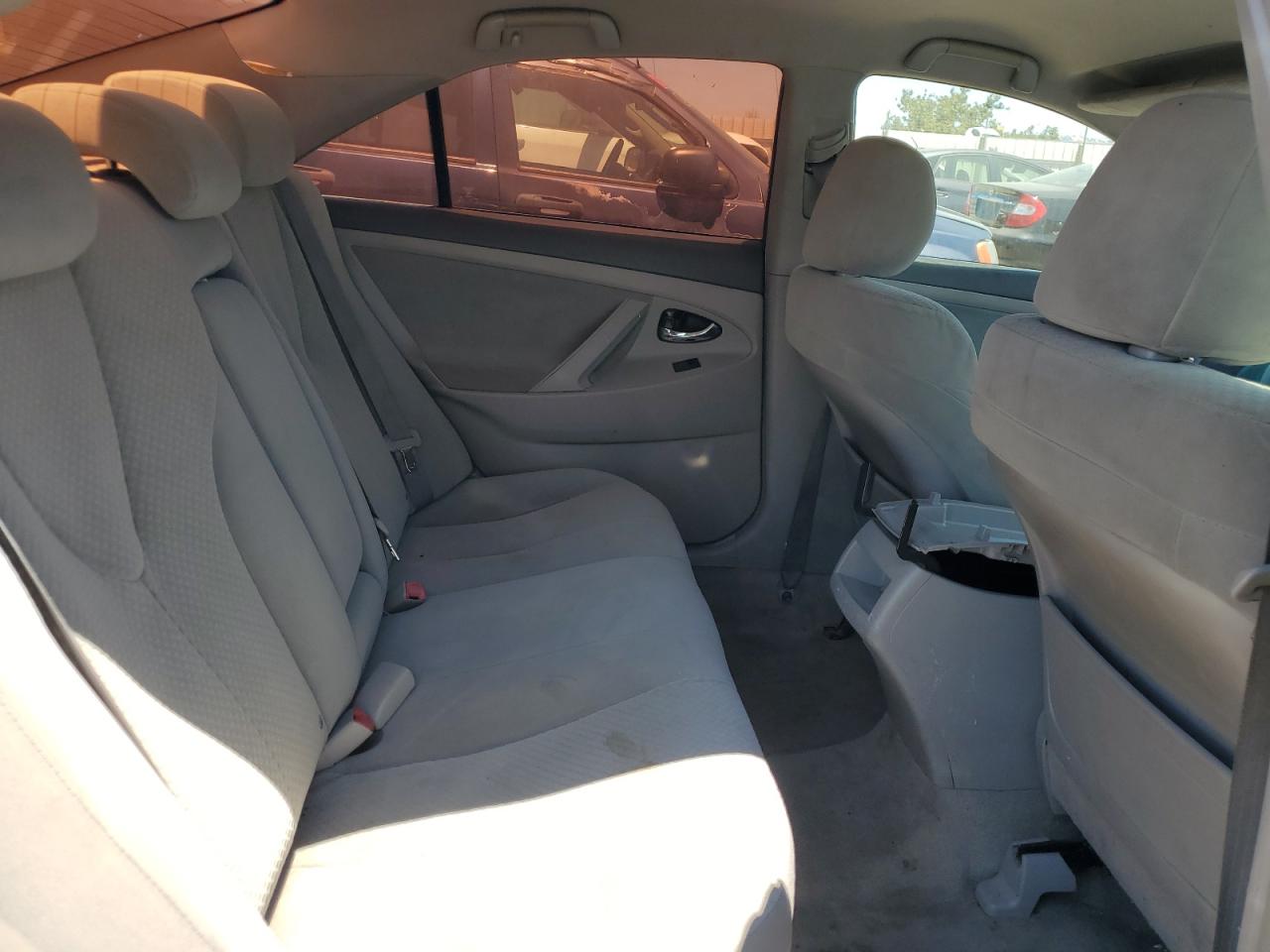 2009 Toyota Camry Base VIN: 4T1BE46K19U327695 Lot: 65079285