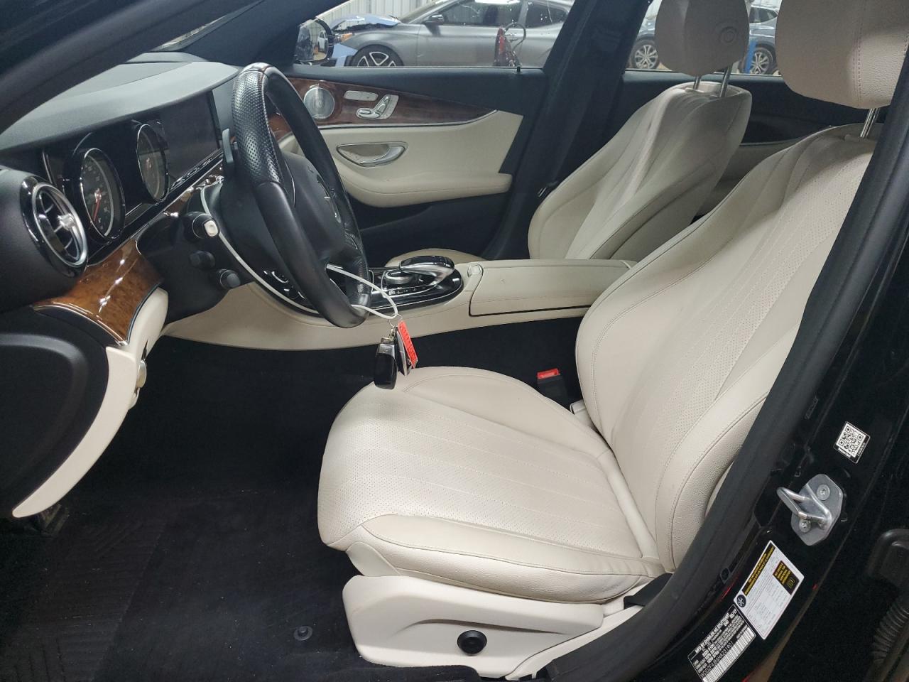 2017 Mercedes-Benz E 300 VIN: WDDZF4JB6HA231901 Lot: 63107975