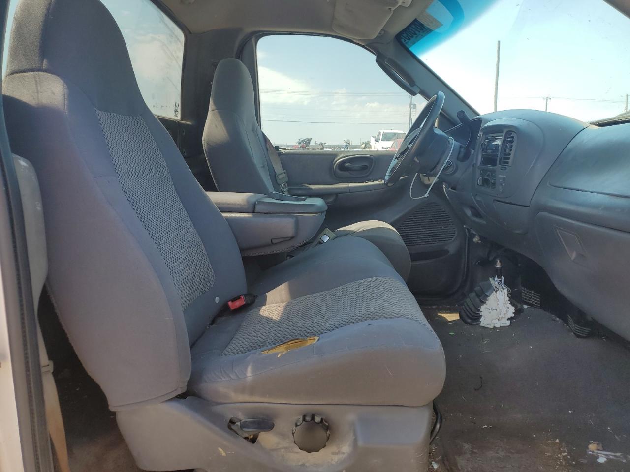 2003 Ford F150 VIN: 2FTRF08W23CA16230 Lot: 66487865