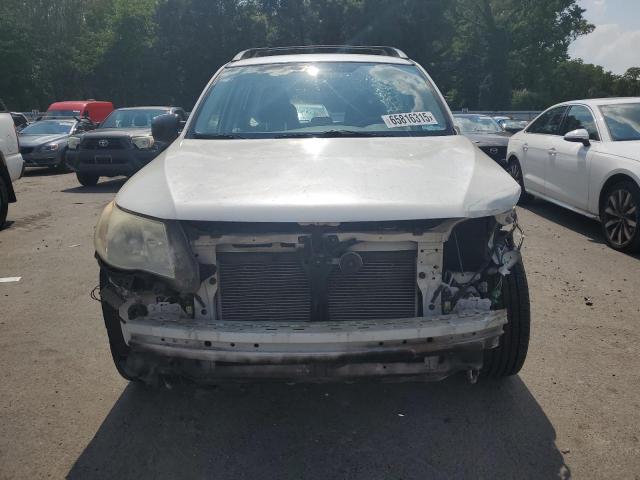 SUBARU FORESTER 2012 Biały