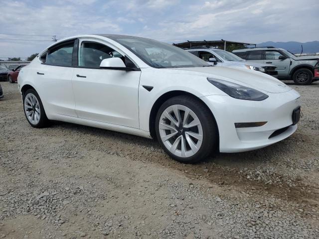  TESLA MODEL 3 2023 Biały