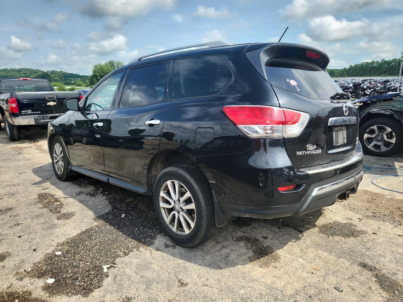 2015 Nissan Pathfinder S VIN: 5N1AR2MM6FC609177 Lot: 64648065