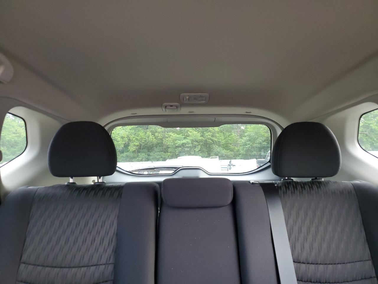 2019 Nissan Rogue S VIN: 5N1AT2MV6KC815863 Lot: 65487415