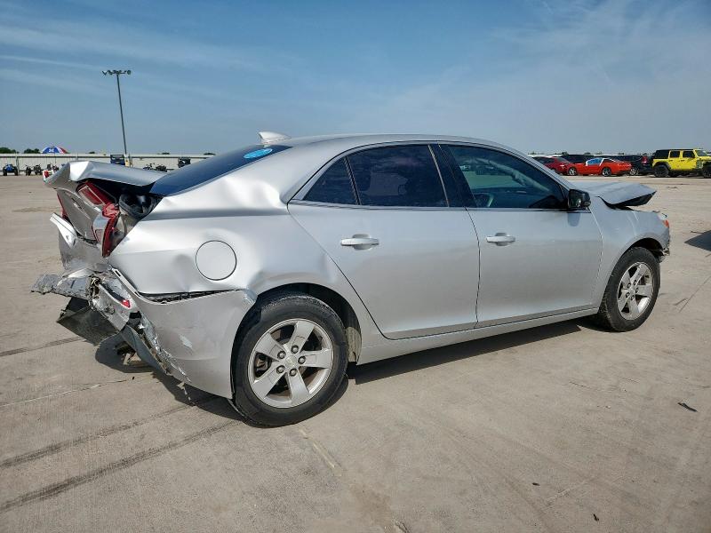 Sedans CHEVROLET MALIBU 2016 Srebrny
