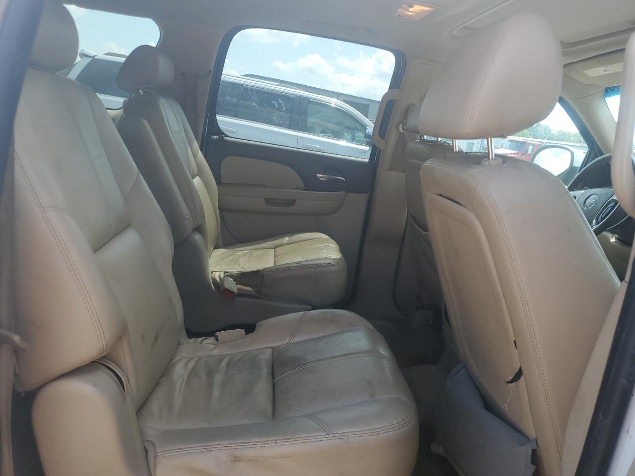 1gkfc36j29r214102 1GKFC36J29R214102 2009 GMC Yukon Xl C1500 Slt