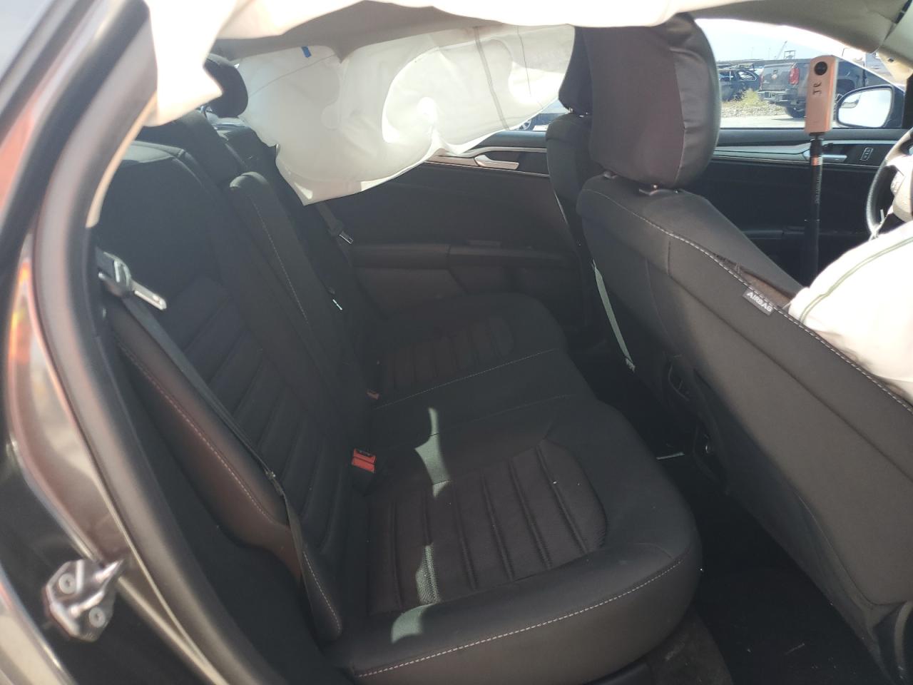 2018 Ford Fusion Se VIN: 3FA6P0HD8JR276320 Lot: 63496235