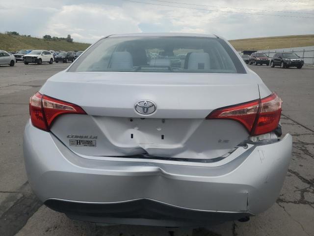 TOYOTA COROLLA 2018 Srebrny