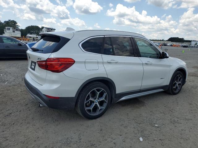 Parquets BMW X1 2016 White
