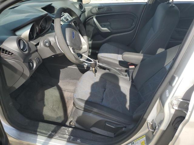  FORD FIESTA 2013 Серебристый