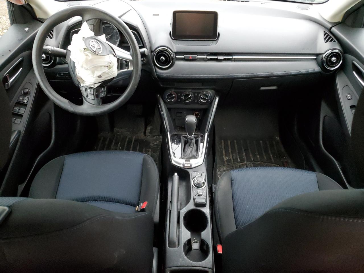 2018 Toyota Yaris Ia VIN: 3MYDLBYV5JY332271 Lot: 61806295