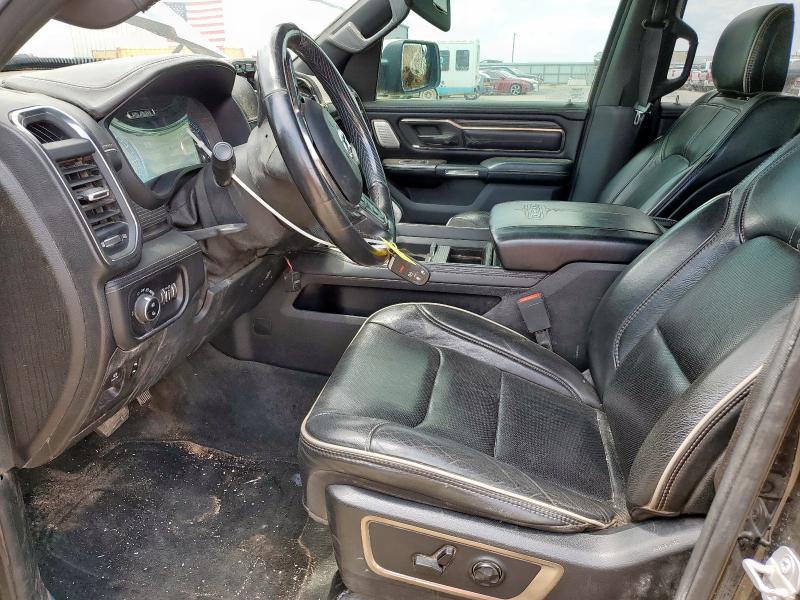  RAM 1500 2020 Czarny