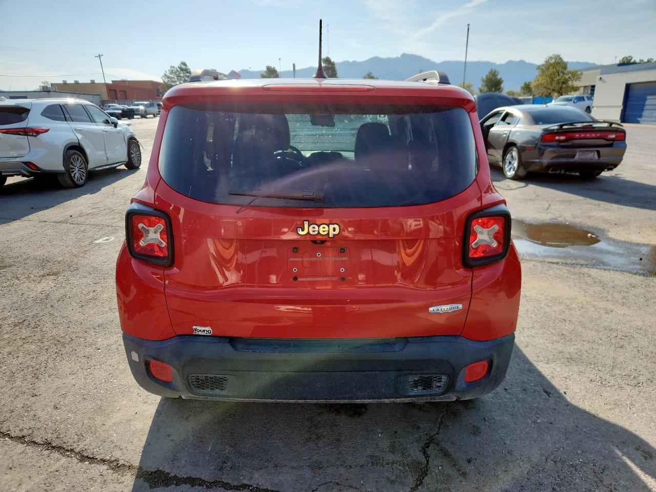 2015 Jeep Renegade Latitude VIN: ZACCJABT3FPB35757 Lot: 64110155