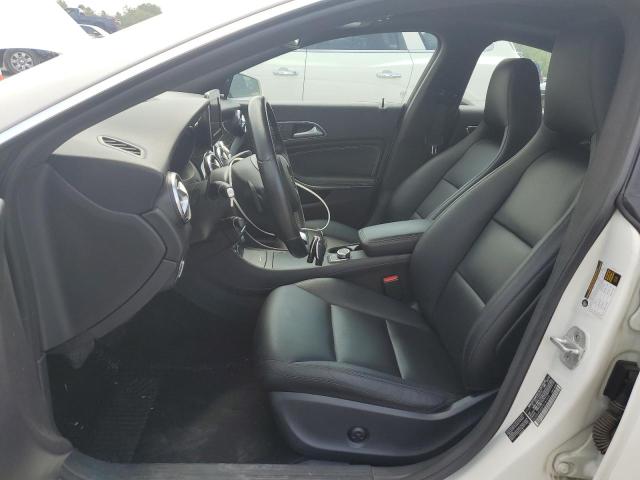  MERCEDES-BENZ CLA-CLASS 2015 Biały