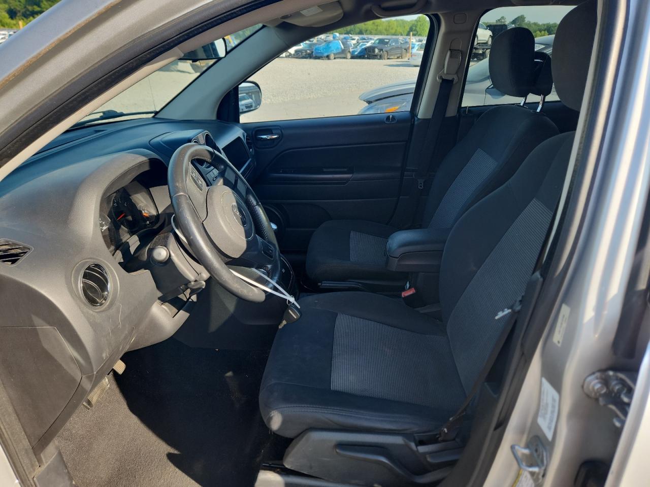 2011 Jeep Compass Sport VIN: 1J4NF1FB3BD181958 Lot: 64682065