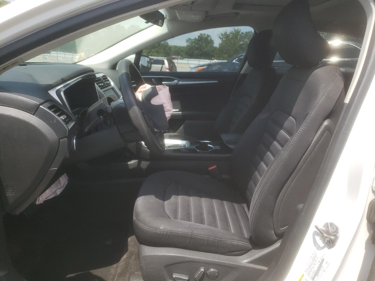 2015 Ford Fusion Se Hybrid VIN: 3FA6P0LU3FR256166 Lot: 66219195