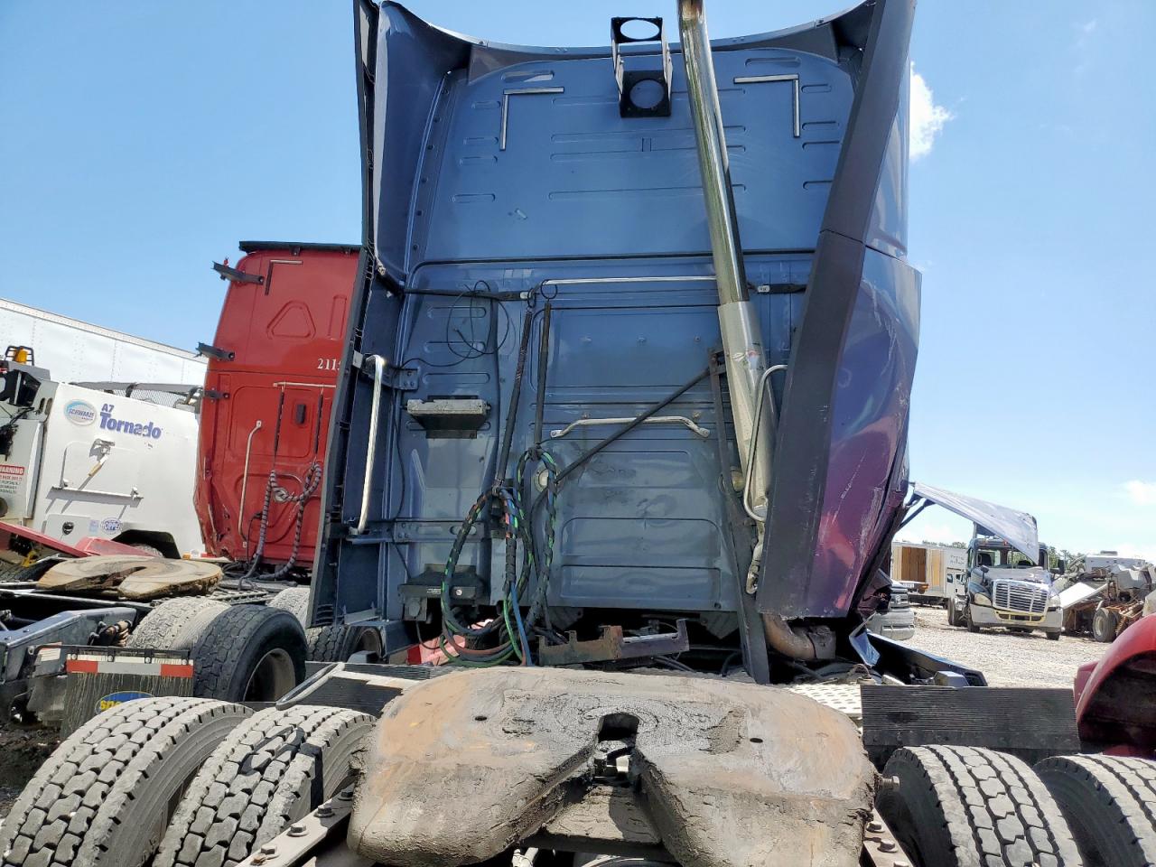 2018 Volvo Vn Vnl VIN: 4V4NC9EH0JN898348 Lot: 64399025
