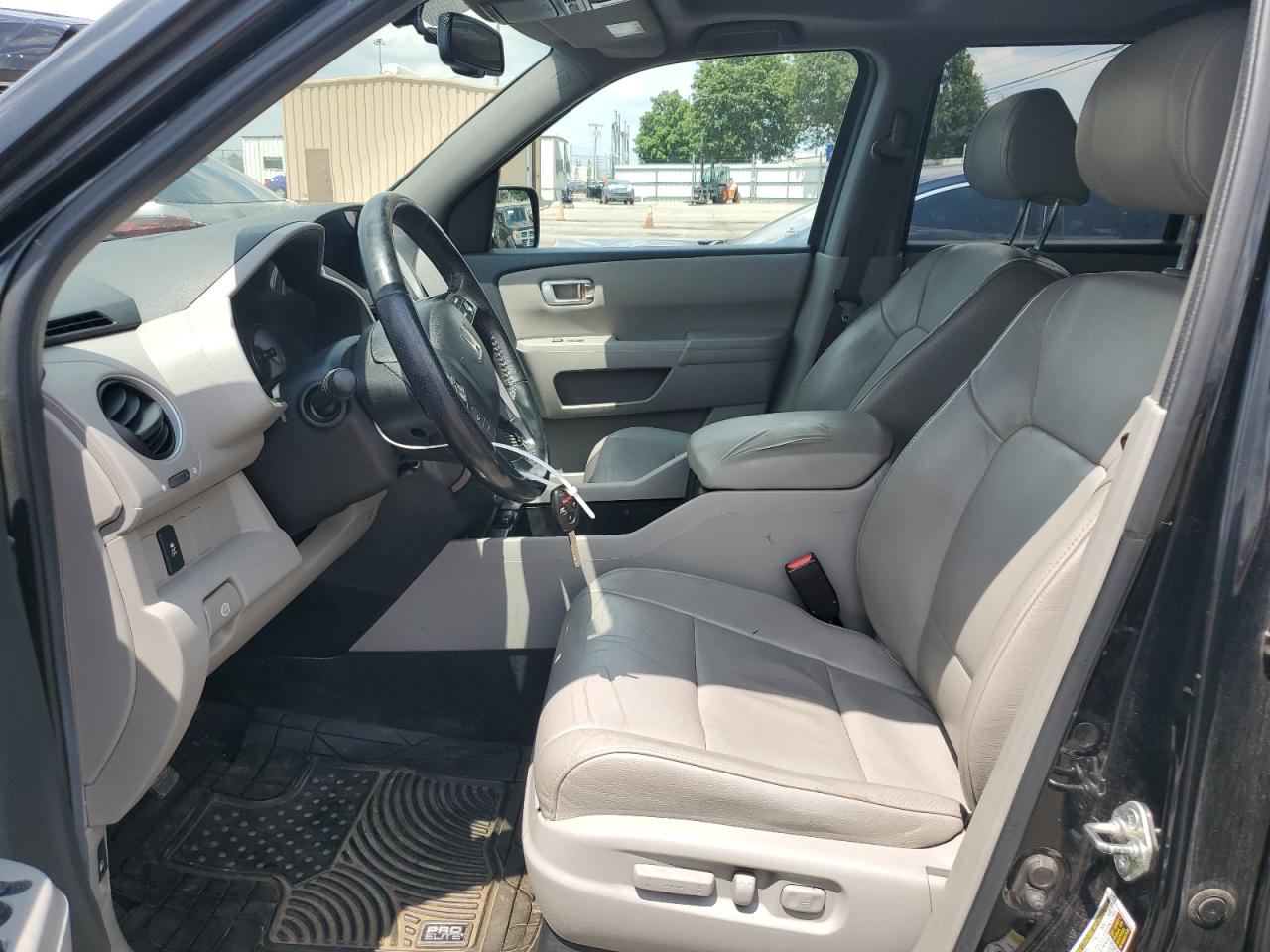 2013 Honda Pilot Exln VIN: 5FNYF4H78DB005982 Lot: 64219205