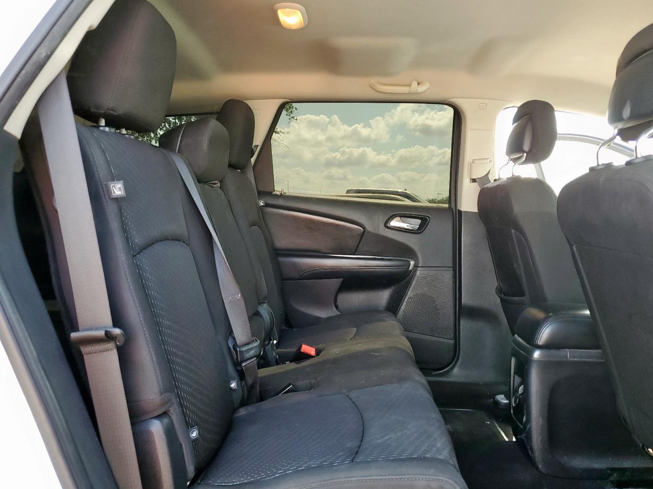 2018 Dodge Journey Se VIN: 3C4PDCAB3JT517625 Lot: 64256385