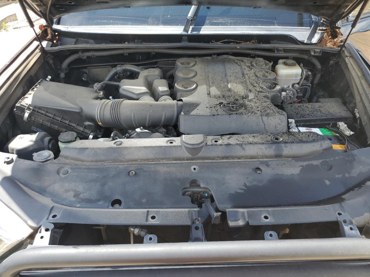 2015 Toyota 4Runner Sr5/Sr5 Premium VIN: JTEBU5JR7F5215258 Lot: 64861275