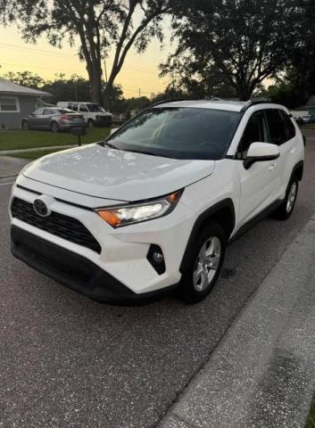 TOYOTA RAV4 2021 Biały