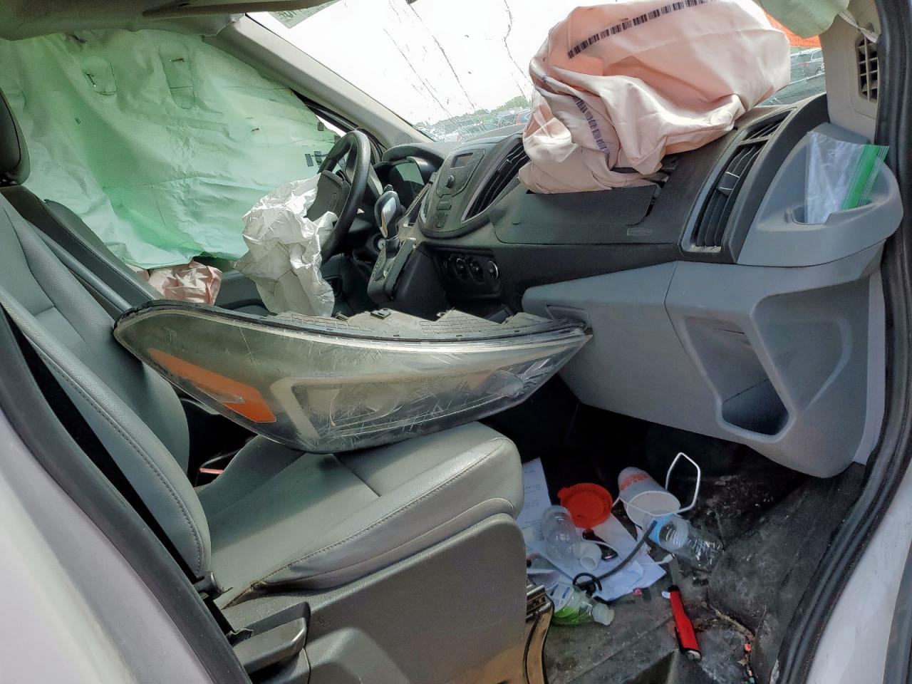 2017 Ford Transit T-150 VIN: 1FTYE1CM8HKA22577 Lot: 63225445