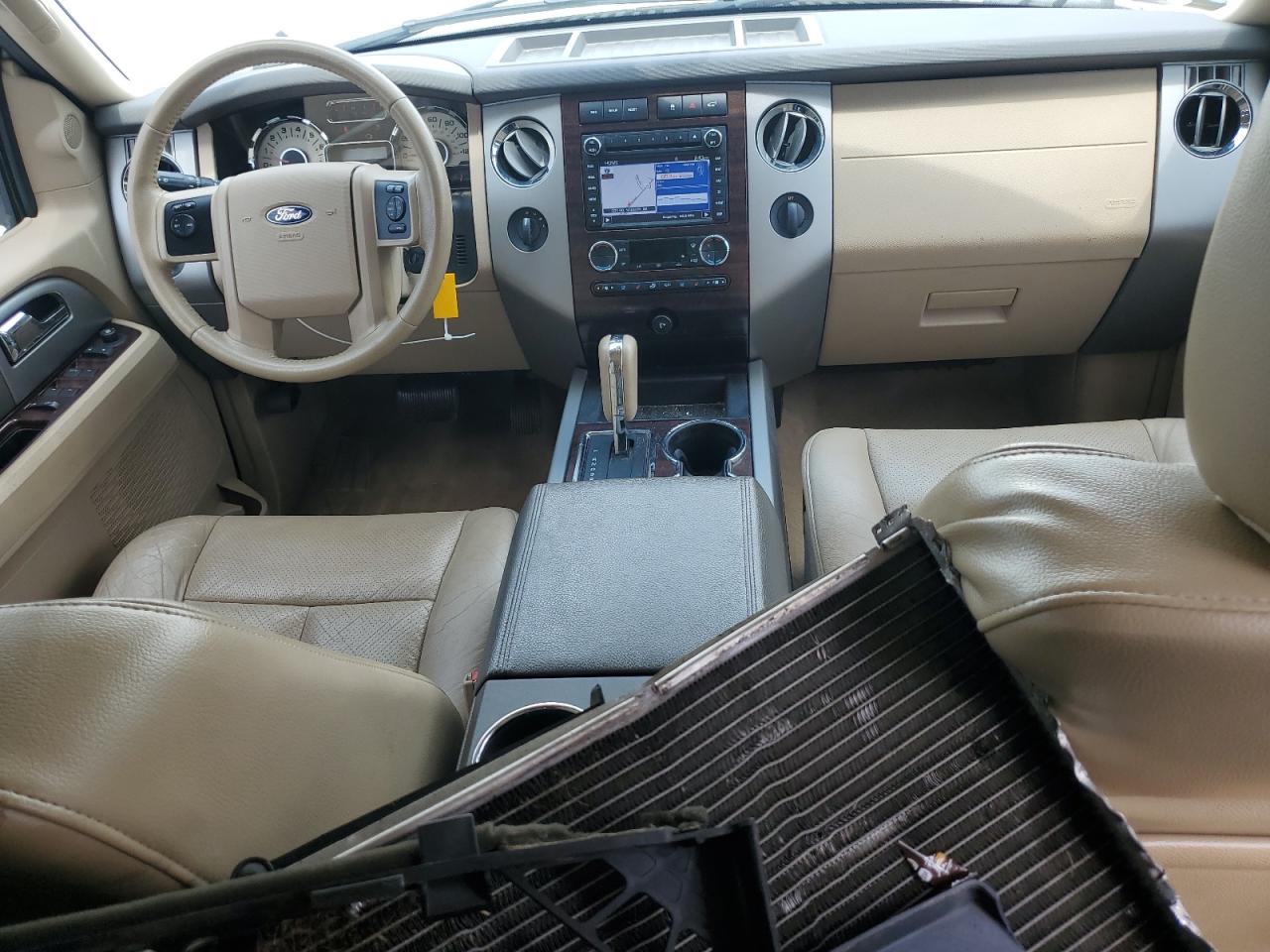 2011 Ford Expedition Xlt VIN: 1FMJU1J53BEF38704 Lot: 63379985