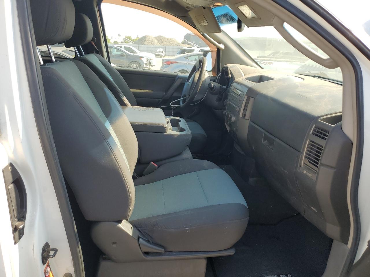 2005 Nissan Titan Xe VIN: 1N6AA06B75N532718 Lot: 60903745