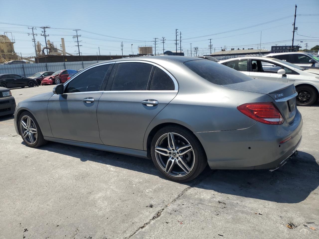 2018 Mercedes-Benz E 300 grey null gas WDDZF4JB8JA466984 photo #3