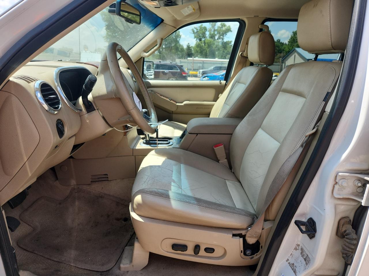 2008 Ford Explorer Eddie Bauer VIN: 1FMEU64EX8UB05664 Lot: 64032355